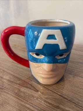 Marvel Captain-Themed Blue and Red Ceramic Mug